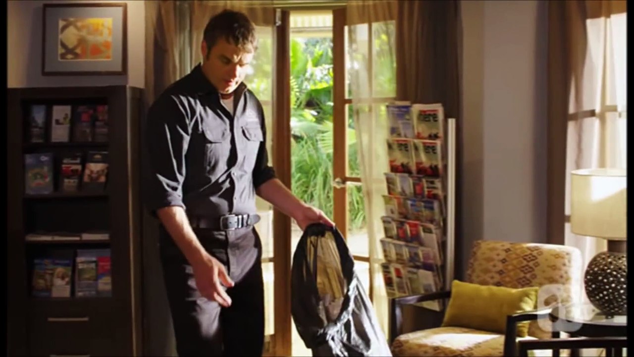 [Neighbours] 7619 Gary Scene