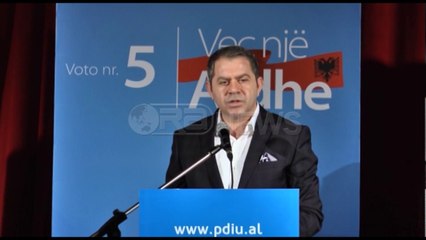 Télécharger la video: PDIU takim me Forumin e Gruas - Idrizi: Dy forcat politike nuk duan të bëjnë marrëveshje