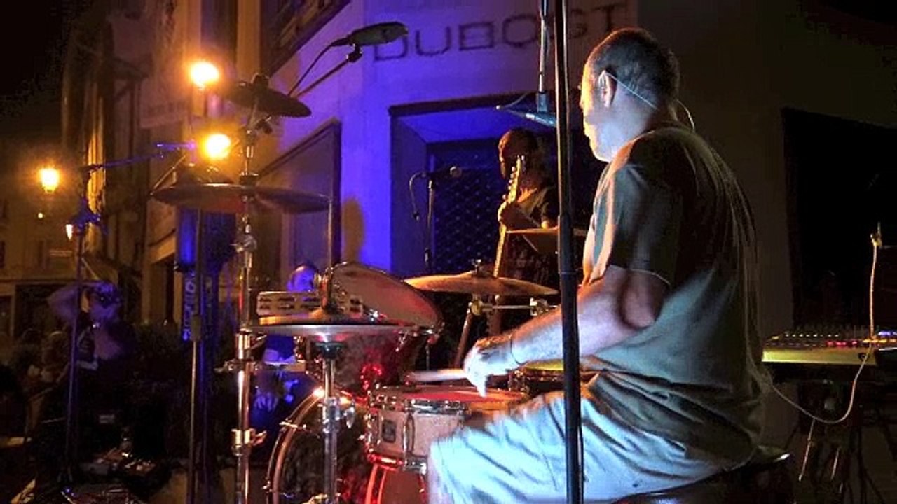 Buzztown enflamme Garçon la Note ! à Auxerre