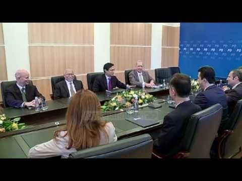 Yee takon rebelët e Bashës - Top Channel Albania - News - Lajme