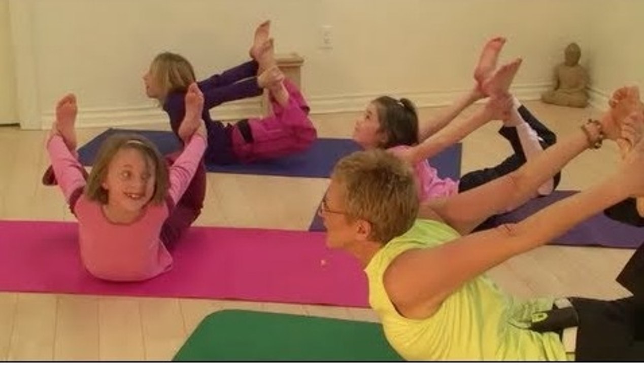 Yoga with Cute girl and boy  Very Impressive girl with yoga beautiful boy with girl