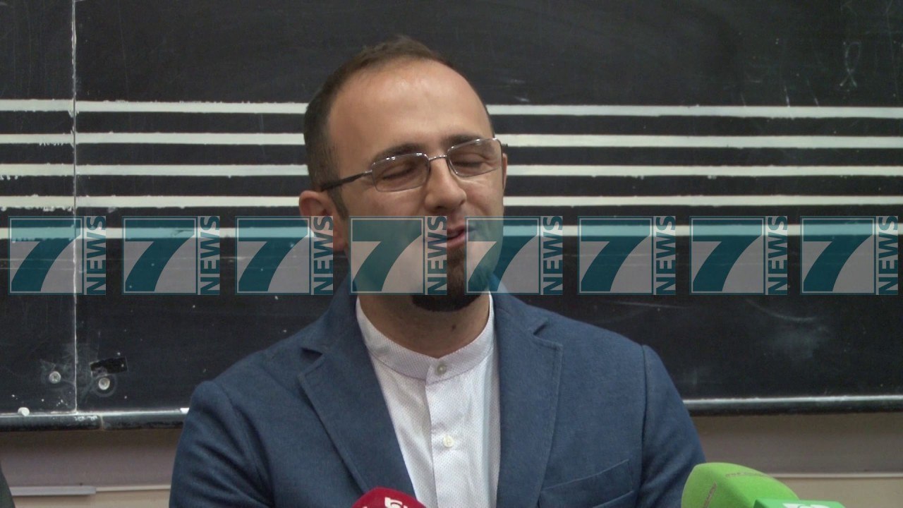 MUZIKANTE NGA DISA VENDE TE BOTES MBLIDHEN NE TIRANE - News, Lajme - Kanali 12