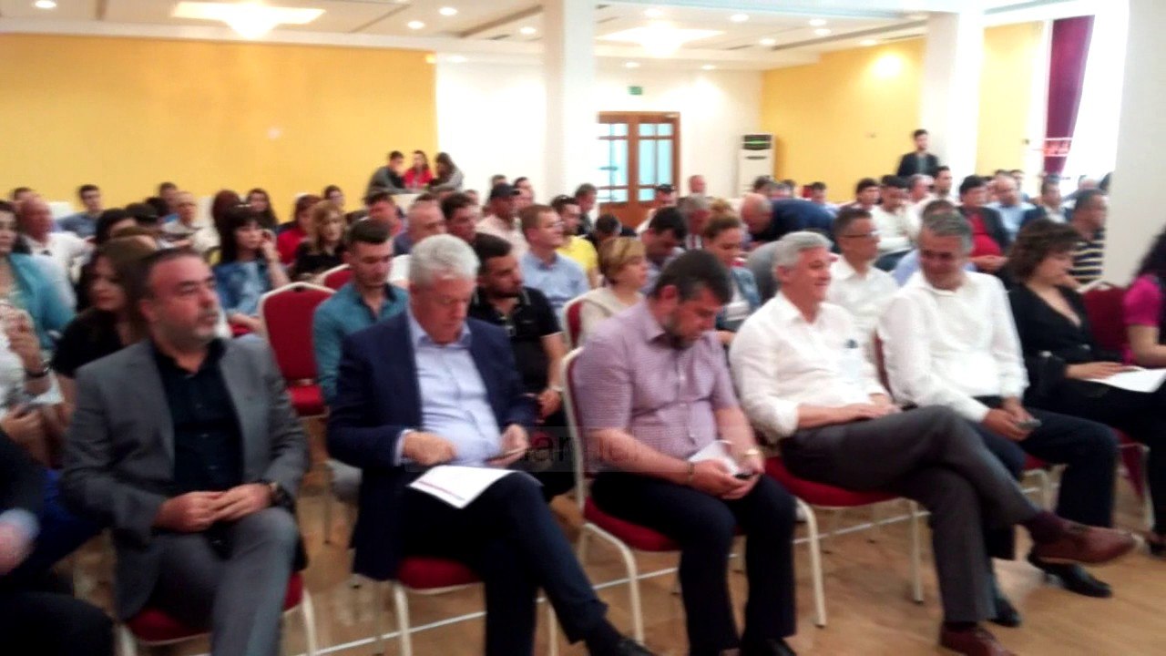 Duka: Opozita po shqyrton paketën "McAllister" - Top Channel Albania - News - Lajme