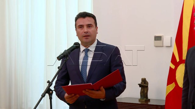 Zaev pranoi mandatin, për 10 ditë premtoi Qeverinë e re