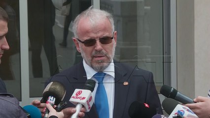 Xhaferi përshendet vendimin për dhënien e mandatit