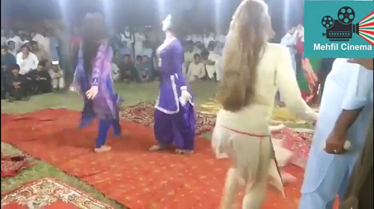 very Beautifull hot mujra dance 2016