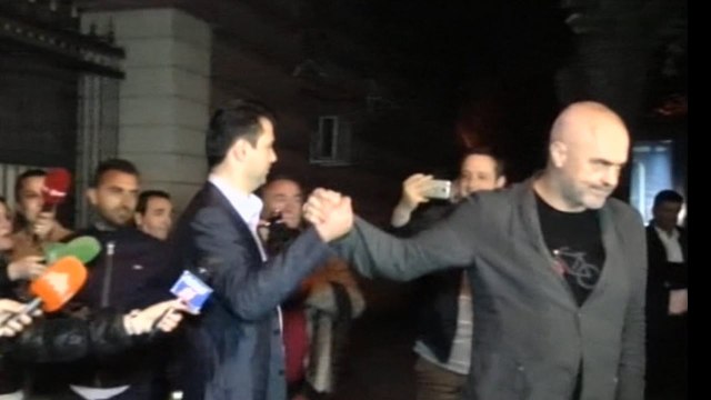 Report TV - Arrihet marrëveshja politike Rama-Basha: Jemi dakord 100%