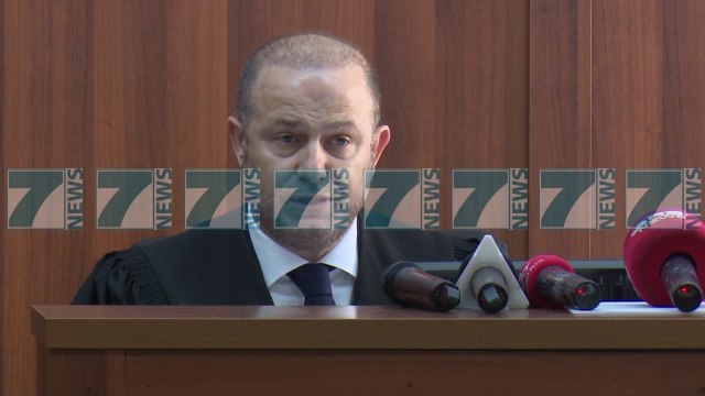 KOLEGJI ZGJEDHOR SHTYN VENDIMIN PER LISTAT - News, Lajme - Kanali 7