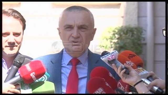 Ora News - Zhvillimet politike - Meta: Tani kemi qeverinë e besimit, demokracia është në bulevard