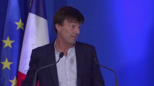 Hulot promet des aides pour acheter des voitures plus propres