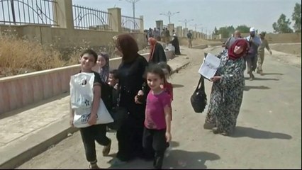 Civilians flee last ISIL enclave in Mosul’s Old City