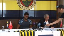 Fenerbahçe, Volkan Demirel İle Sözleşme İmzaladı