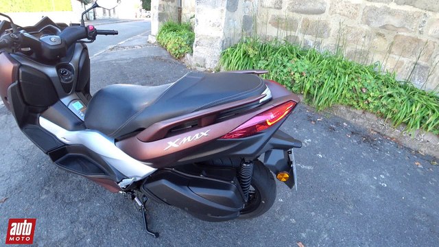 2017 Yamaha X-MAX 300 Essai Auto-Moto.com