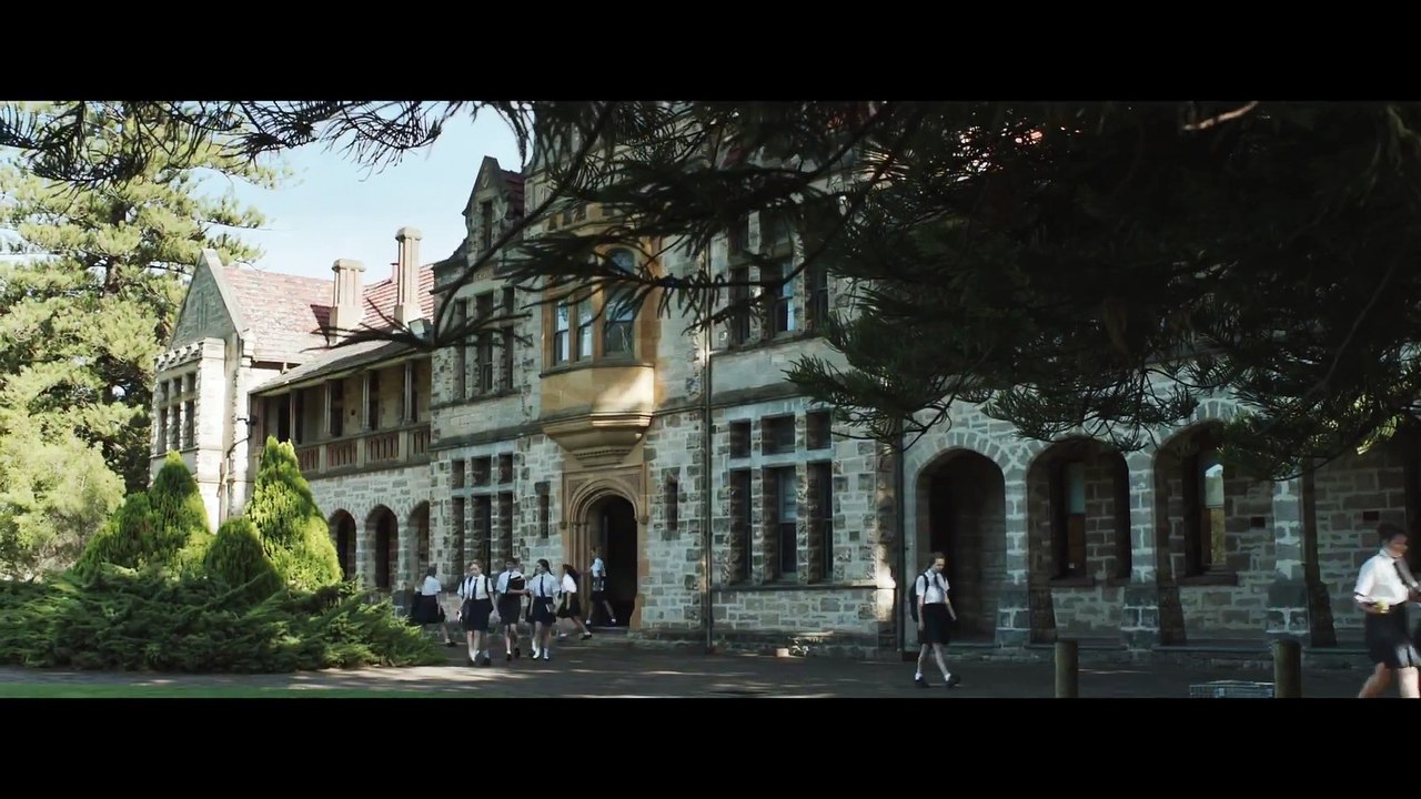 Love Hunters - Bande-Annonce [VOST]