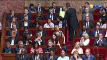 فرنسا: البرلمان يقرر تمديد حالة الطوارىء في البلاد لمدة 6 أشهر إضافية