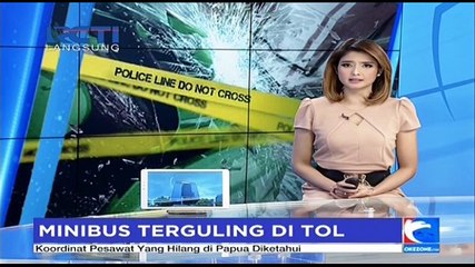 Minibus Terguling di Tol Jatibening