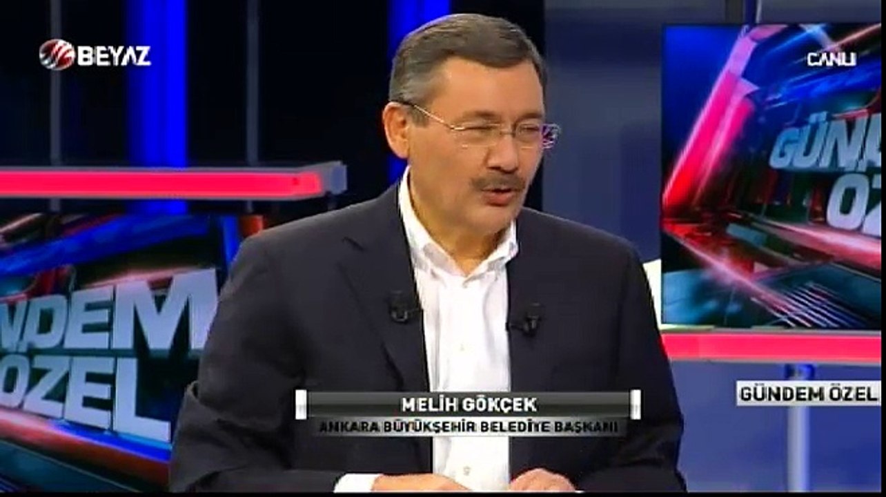 Melih Gökçek: Ateş bacağı sardı