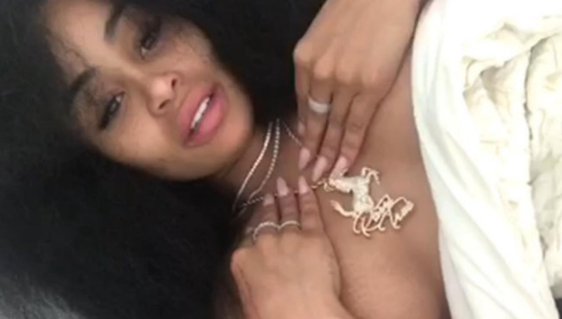 Blac Chyna Naked In Bed After Rob Kardashian Feud