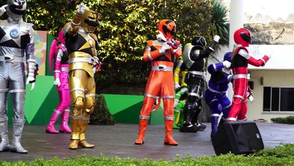 【宇宙戦隊キュウレンジャー】9人全員出撃 スペシャルショー みさき公園