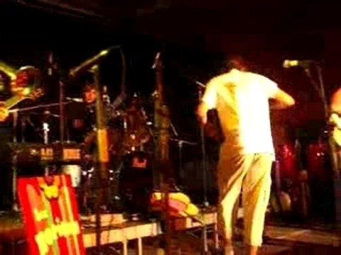 Les mopiquen les gens propres au tremplin des tremplins