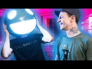 EXPOSING DEADMAU5's STUDIO - *SPOILER* He's a huge Geek!