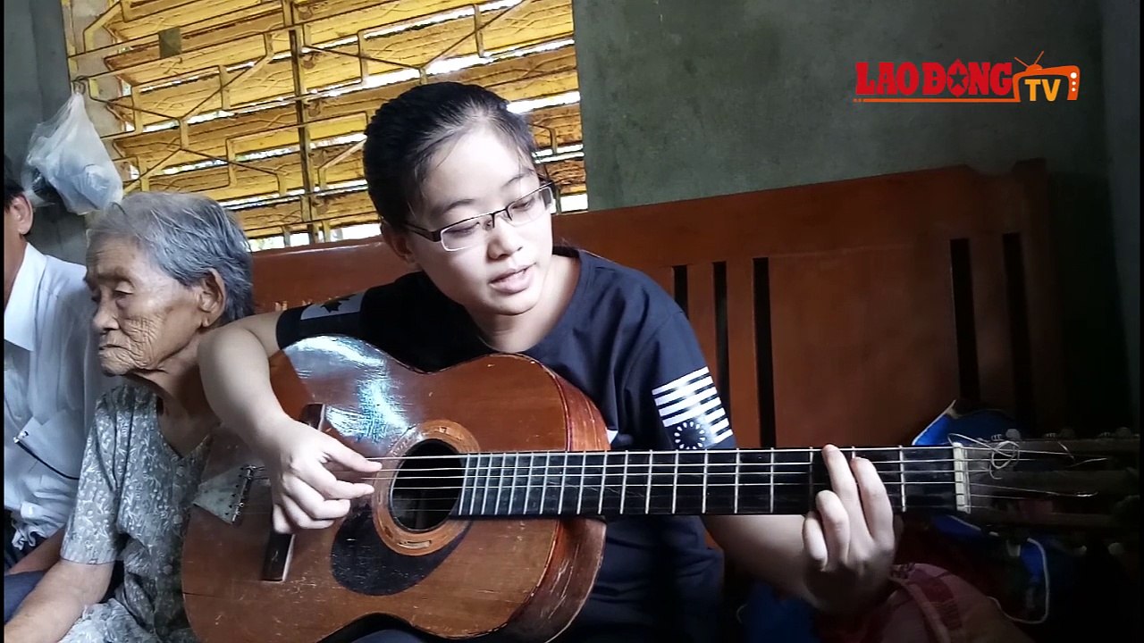 Nữ sinh đa tài đạt 29,8 điểm khối B ở Quảng Ngãi