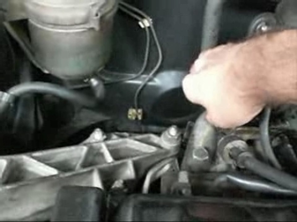 Mise en route apres reparation fuite peugeot 205 GR