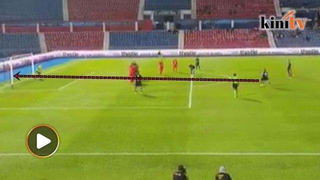 Sepakan percuma cantik TMJ buat penjaga gol 'kaku'