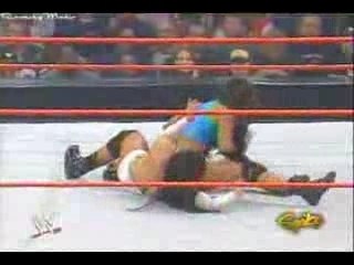 HEAT Victoria vs Gail Kim
