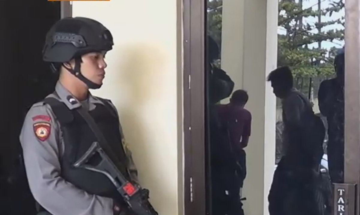 KPK Periksa Pejabat Terkait Kasus Suap Gubernur