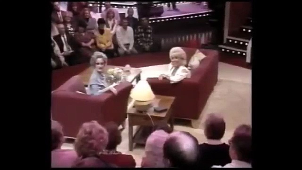 17 Year Old Ricky Wilson (Kaiser Chiefs) on Mrs. Merton (1995)