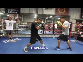Mikey Garcia Working Mitts With Pita In Camp For Adrien Broner EsNews Boxing