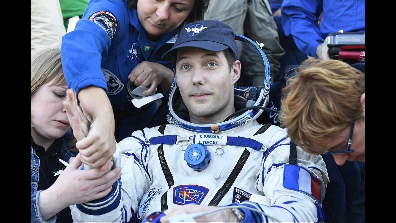 Les grandes questions(partie1), Jean-françois Clervoy