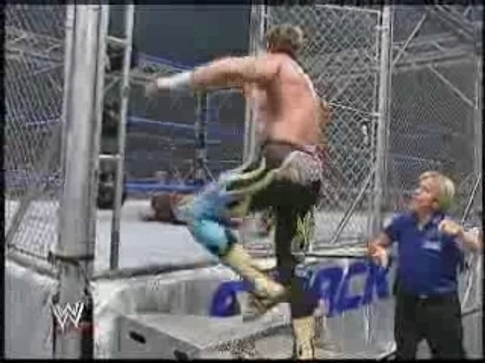 rey mysterio vs eddie guerrero ( cage )