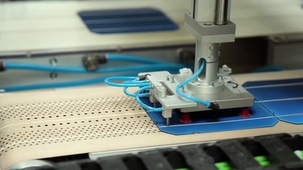 Fabrication du panneau DualSun