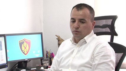 Sillnin kontrabandë pjesë këmbimi dhe lubrifikantë për makina, pranga 5 personave