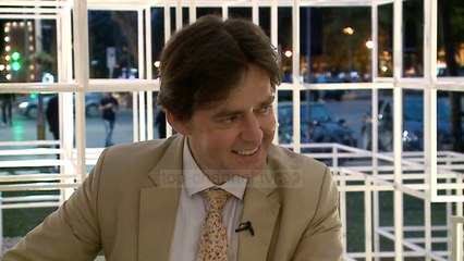 Rrëfimi i “Lord Bajronit të ri” - Top Channel Albania - News - Lajme