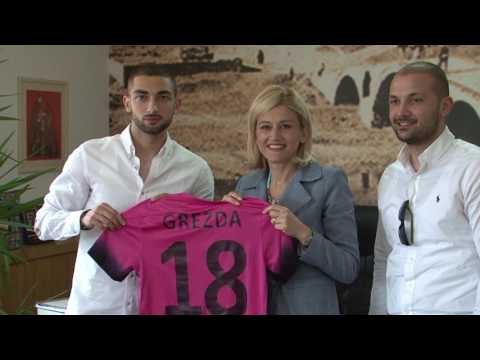 Eros Grezda viziton Gjakovën dhe FC Vëllaznimin - Lajme