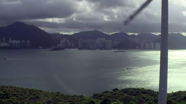 Primeiro porta-aviões chinês chega a Hong Kong
