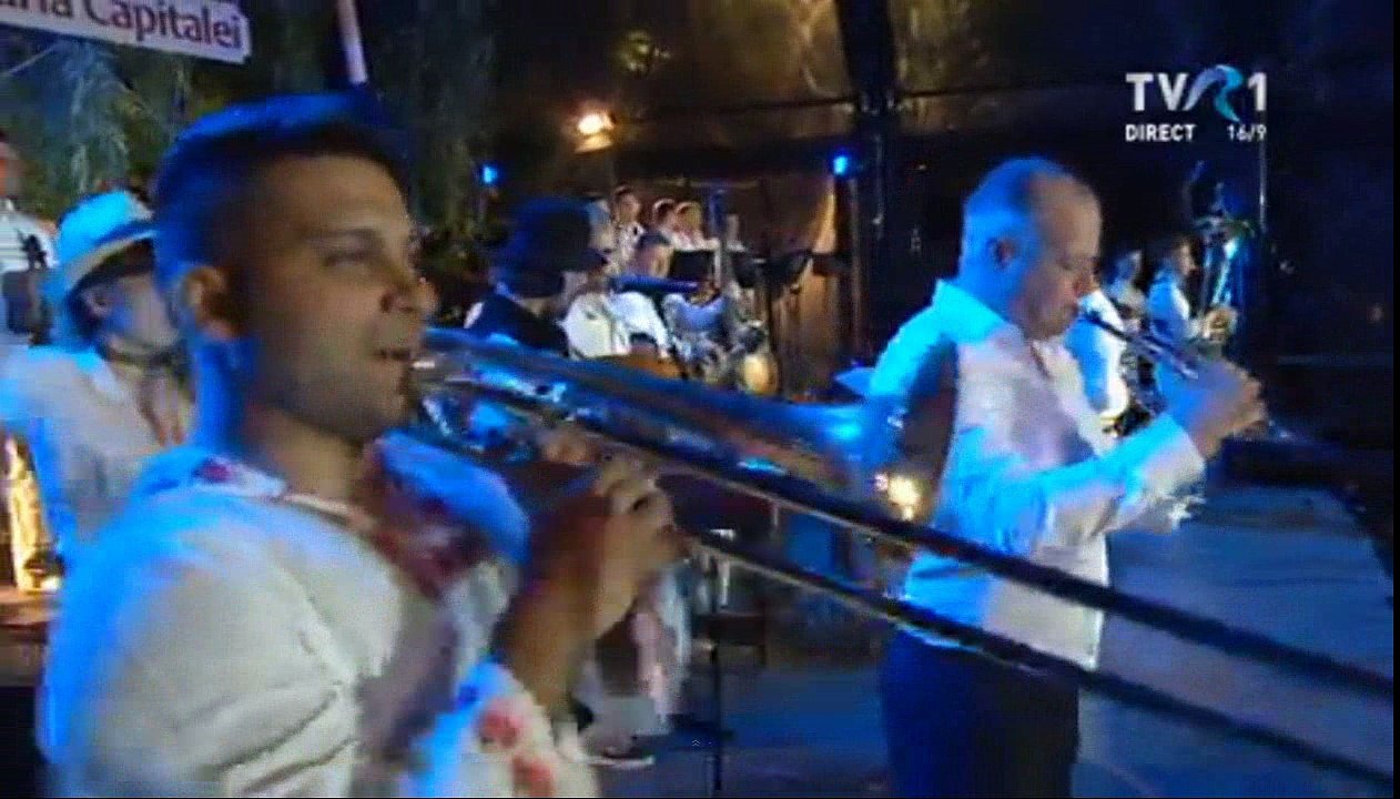 Loredana Groza si Floarea Calota - Constantine, Constantine (Festivalul Muzici si traditii-n Cismigiu - 02.07.2017