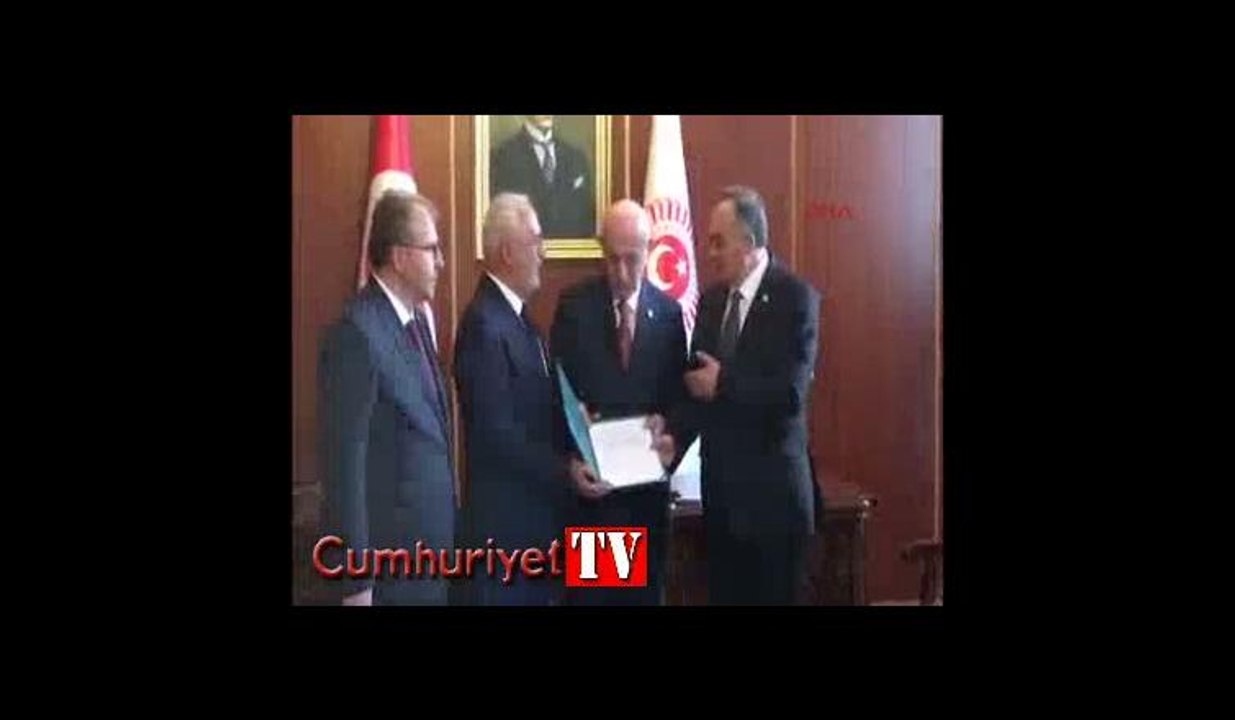 AKP ve MHP İçtüzük değişikliğini Meclis Başkanlığı'na sundu