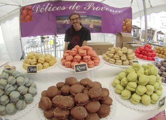 La Provence à l'ombre des 5 clochers