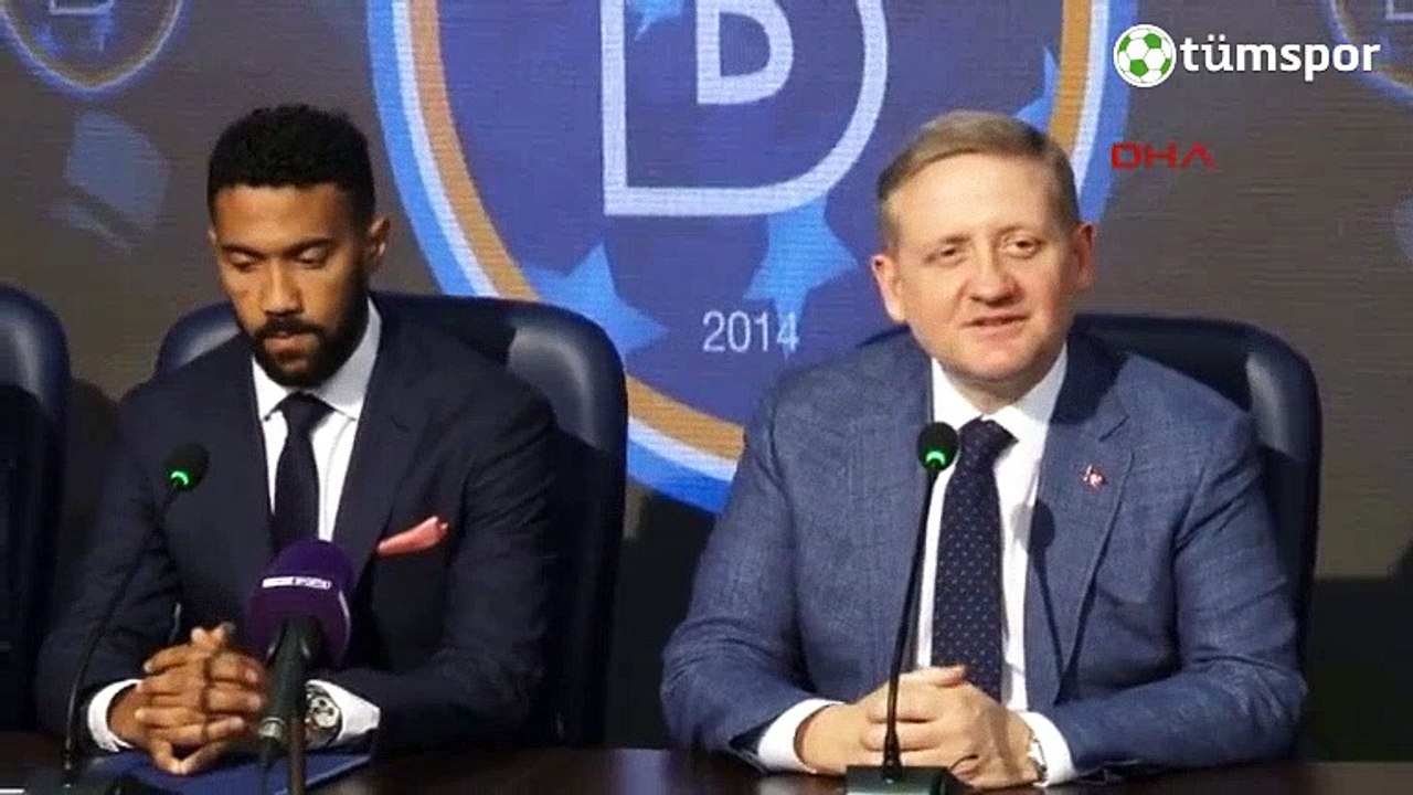 Medipol Başakşehir'in yeni transferi Clichy imzaladı