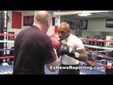 Lanell Bellows working mitts at mayweather boxing club - EsNews Boxing