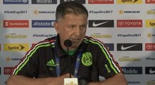 Juan Carlos Osorio en conferencia de prensa