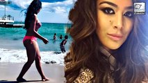 Sanjay Dutt's Daughter Trishala REACTS On Stepmom Maanyata's Bikini Pic