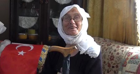 91 Yaşındaki Hesna Nine Yarım Asır Sonra Elektriğine Kavuştu