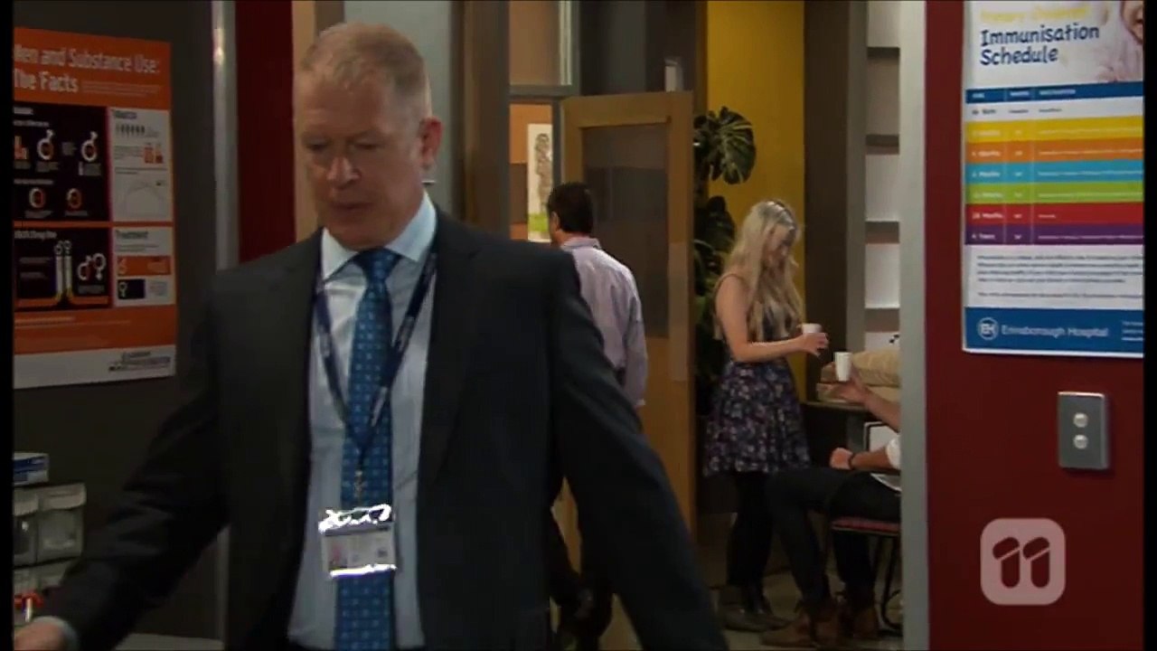 [Neighbours] 7639 Clive & David Scene