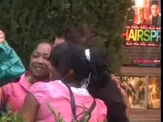 Channing Tatum Greeting Fans at the Hairspray Premiere