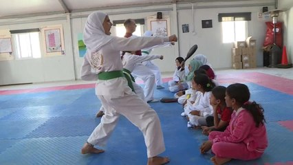 Il taekwondo per dimenticare la guerra in Siria e continuare a sognare